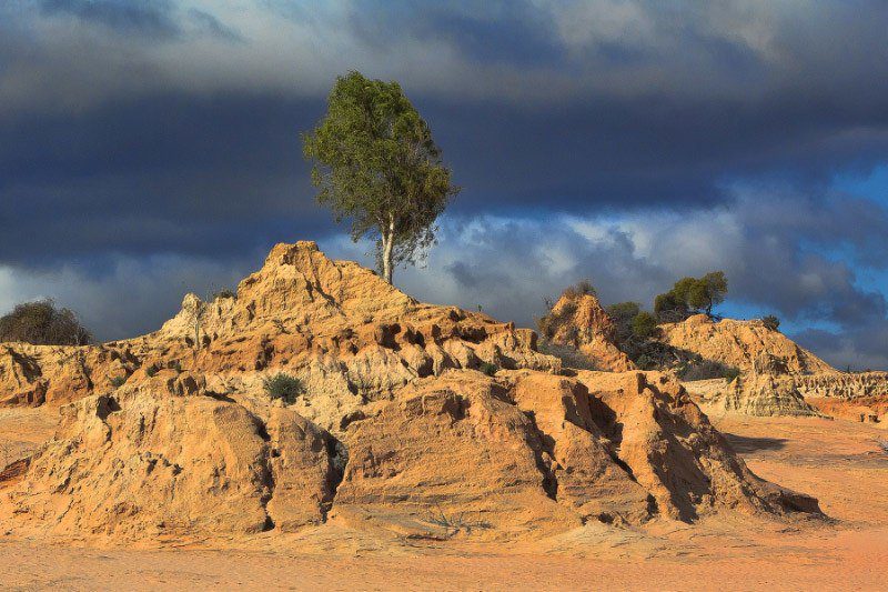 Mungo National Park, The Walls of China, Outback Australia Road Trip
