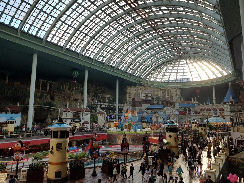 The Awesome Indoor Lotte World Theme Park in Seoul, South Korea