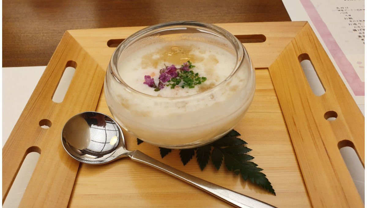 KAI Hakone Keiseki Dinner - Paris Soir - Japanese Style Vichyssoise and Consomme Jelly with Smoked Salmon